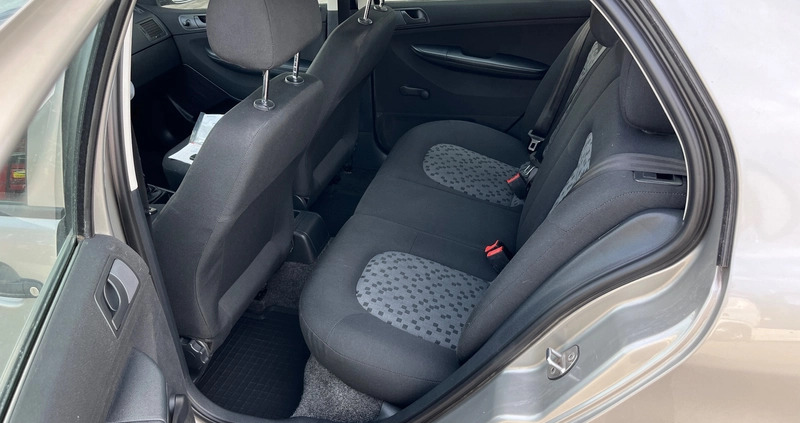 Volkswagen Golf cena 12000 przebieg: 270000, rok produkcji 2006 z Skała małe 407